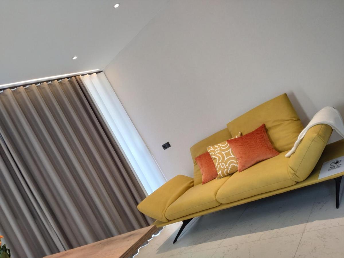 Aenna Apart Prutz Ngoại thất bức ảnh