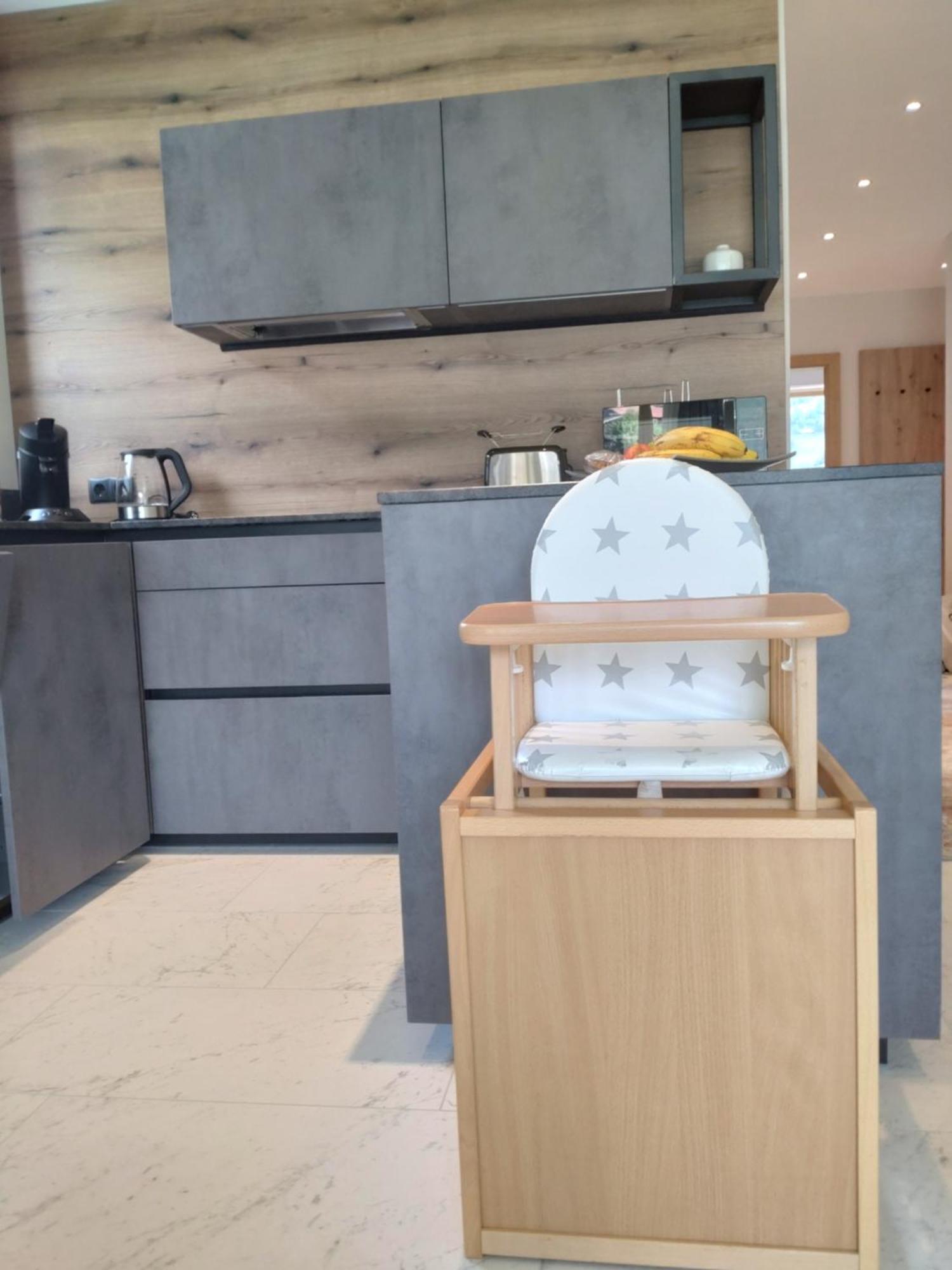 Aenna Apart Prutz Ngoại thất bức ảnh